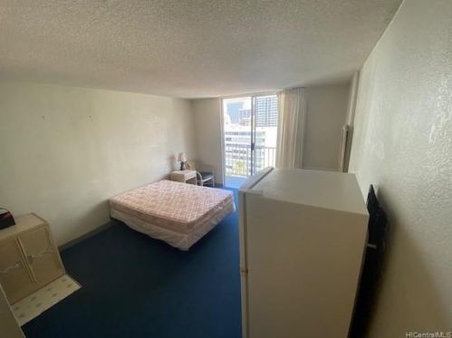 1920 Ala Moana Blvd, Honolulu HI  96815-1865 exterior