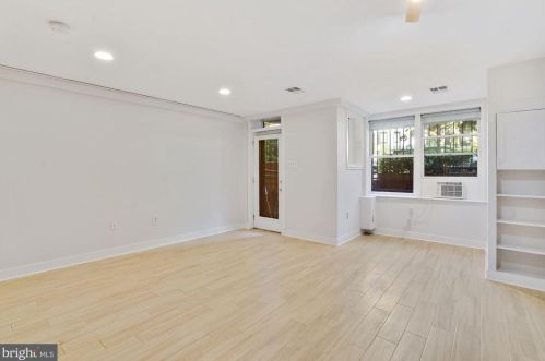 1732 18th St, Washington DC 20009-6110 exterior