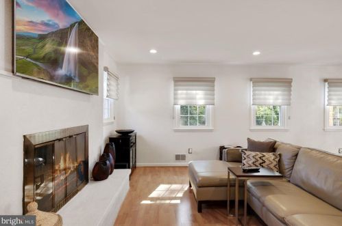 10601 Woodsdale Dr, Silver Spring MD 20901-1547 exterior