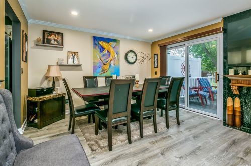 156 Alicia Dr, Babylon NY 11703-4035 exterior