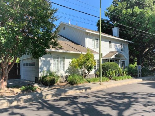 382 17th St, San Jose CA  95112-2245 exterior