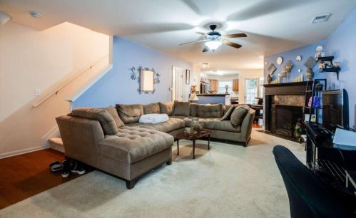 709 Crestwell Cir, Atlanta GA  30331-8626 exterior