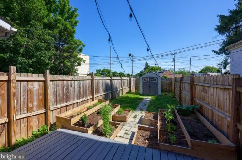 531 King St, Lancaster PA 17602-3011 exterior