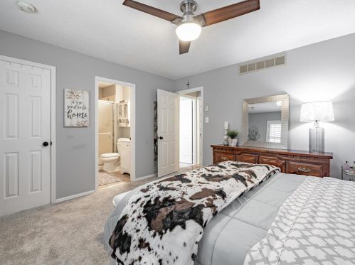 2922 Meramar Dr, Saint Louis MO 63129-5636 exterior