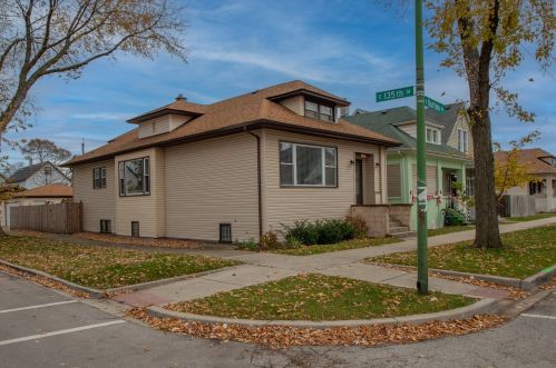 13501 Buffalo Ave, Chicago, IL 60633-1837