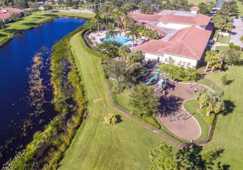 9048 Short Chip Cir, Fort Pierce FL 34986-2800 exterior