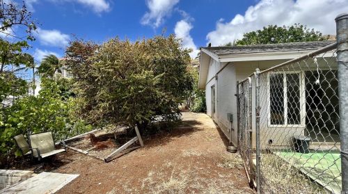 6243 Keokea Pl, Honolulu HI  96825-1230 exterior