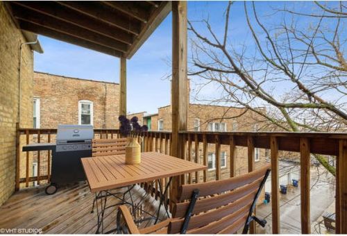 1517 Jonquil Ter, Chicago IL  60626-1216 exterior