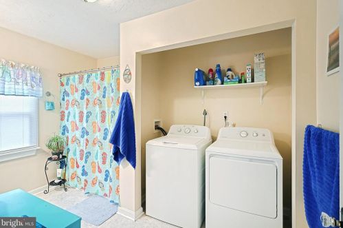 645 Broadway, Hanover PA 17331-2504 exterior