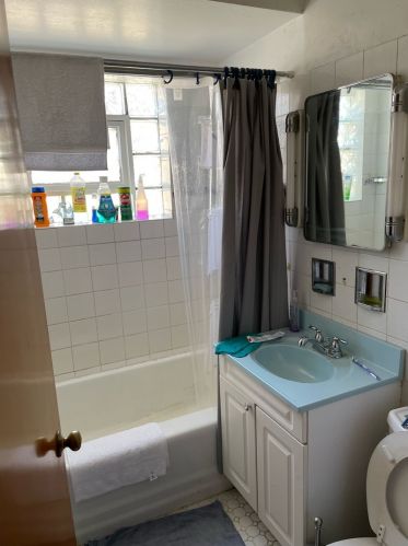 1913 93 St, Chicago IL 60643-6358 exterior