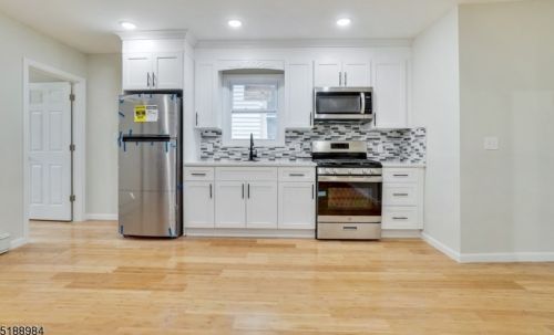 129 Brookside Ave, Irvington NJ  07111-3355 exterior