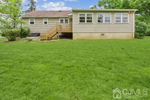 17 Harmony St, Piscataway NJ 08854-6062 exterior