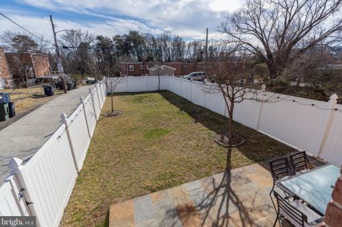 1015 Hamilton St, Washington DC  20011-6427 exterior