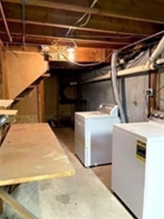 6 Herrick Rd, Peabody MA 01960-4531 exterior