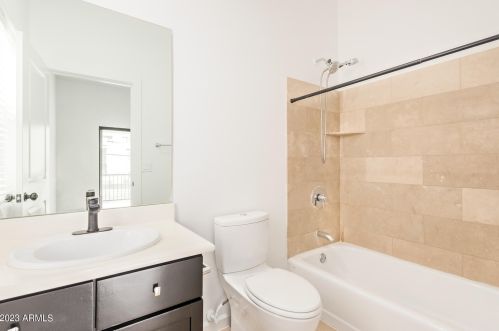 9837 Central Ave, Phoenix AZ 85020-1008 exterior