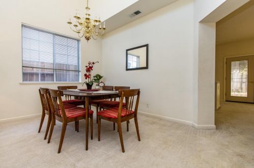 962 Ashford Dr, Turlock CA 95382-0262 exterior