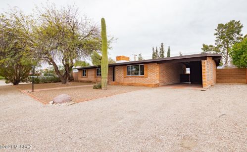 6131 Eastland St, Tucson, AZ 85711-4639
