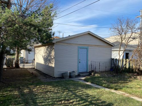 2657 55th St, Milwaukee WI  53210-2333 exterior