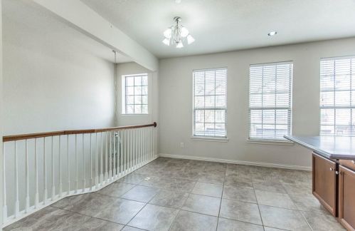 1419 Chase Ln, Irving TX  75063-3421 exterior