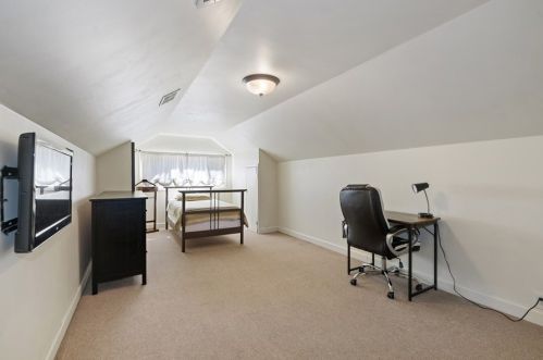 5250 Fletcher St, Chicago IL 60634-4006 exterior