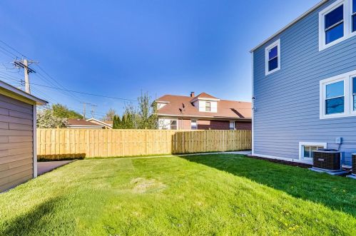 6416 Raven St, Chicago IL  60631-2516 exterior