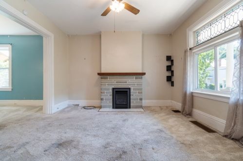 663 Frst Ave, Pittsburgh PA 15202-2925 exterior