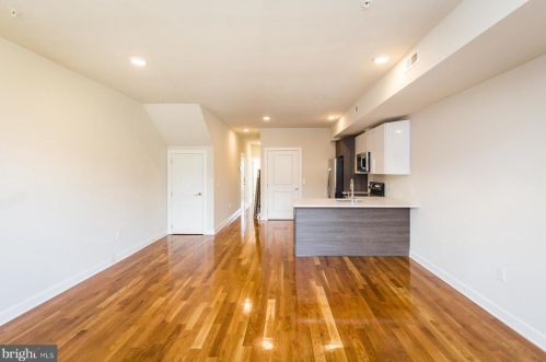 1647 Germantown Ave, Philadelphia PA 19140-4224 exterior