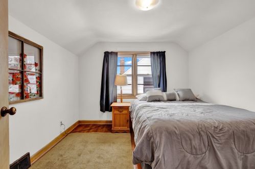 209 70, Milwaukee WI 53218-1815 exterior