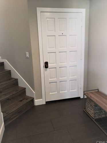 2467 Avenita Alpera, Tustin CA 92782-9004 exterior