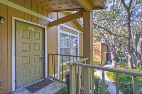 14201 Shadow Moss Ln, Tampa, FL 33613-4042