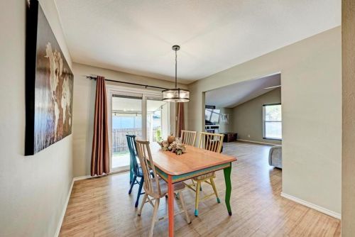 210 Clearday Dr, Austin TX  78745-5610 exterior