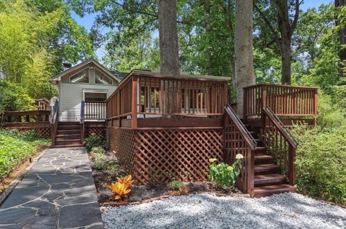 1827 Marlbrook Dr, Atlanta GA 30307-1768 exterior