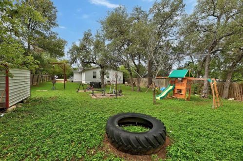 3414 Blumie St, Austin TX 78745-6704 exterior