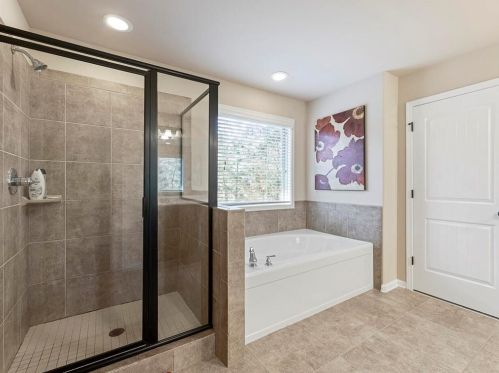 3921 Kingfisher Dr, Atlanta GA 30349-1989 exterior