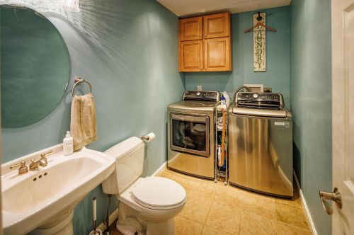 15 Bernard Rd, Barrington NH 03884-6875 exterior