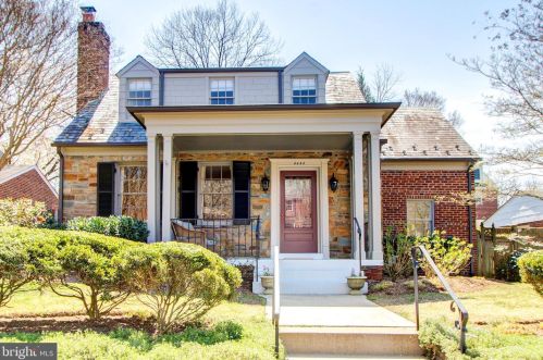 4444 Burlington Pl, Washington, DC 20016-4422