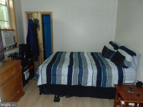 46 21 St, Camden NJ 08105-3707 exterior