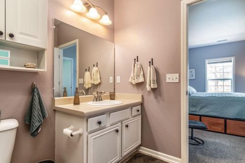 5473 Congress Ave, Madison WI 53718-2214 exterior