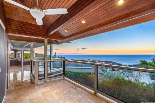 2270 Okoa St, Honolulu HI 96821-2649 exterior