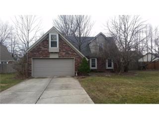 7529 Pinesprings Dr, Indianapolis IN  46256-4037 exterior