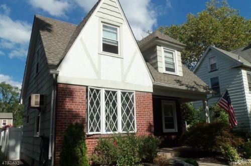 613 Harrison St, Rahway NJ  07065-4201 exterior