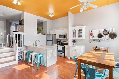 98 Lawn St, Boston, MA