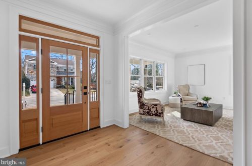 5805 Beech Ave, Bethesda MD  20817-3407 exterior