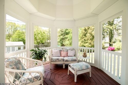 1 Briarcliffe Dr, Scotch Plains NJ 07076-2314 exterior