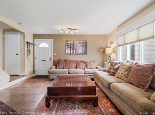 1971 Graefield Rd, Bham MI  48009-5849 exterior