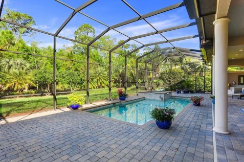 6473 Costa Cir, Naples FL 34113-1700 exterior