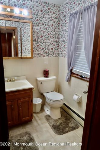 11 Frank Applegate Rd, Jackson Twp NJ 08527-2455 exterior