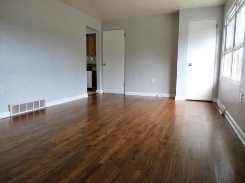 1808 Maydell St, Pittsburgh PA  15216-2910 exterior