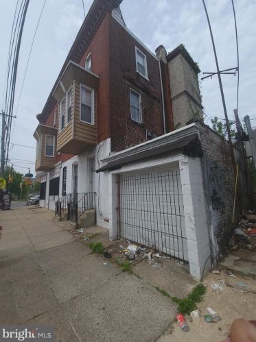 1701 29 St, Philadelphia PA 19132-3001 exterior
