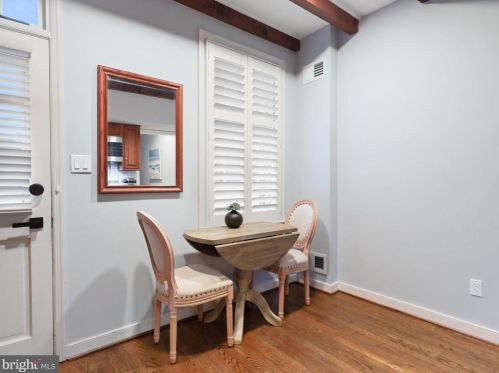 659 Columbus St, Alexandria VA  22314-1848 exterior